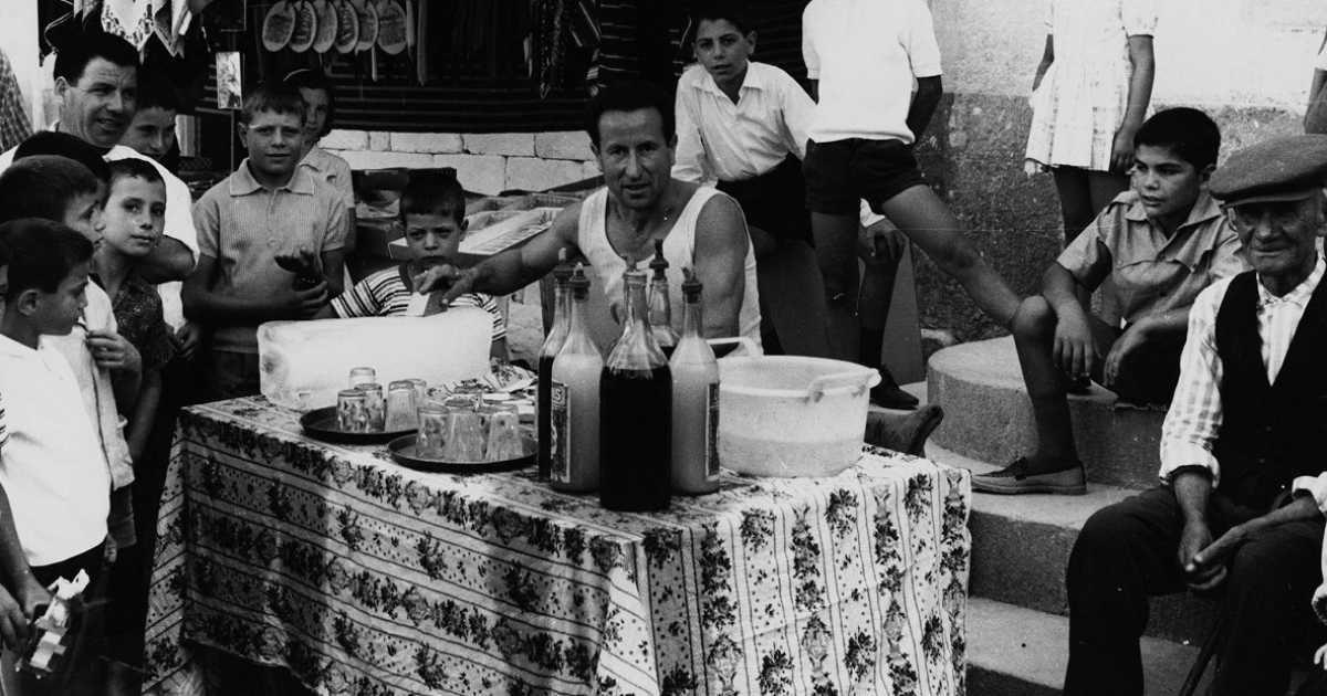 Neviere, blocchi di ghiaccio, chioschi e ambulanti: � la storia della "grattamarianna"